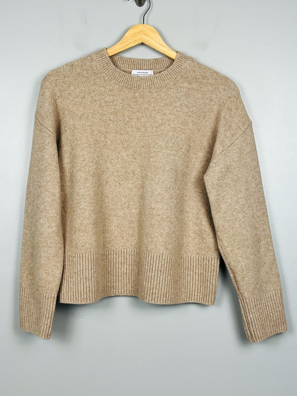 Anthropologie & Other Stories beige cotton poly wool crew neck sweater, small.